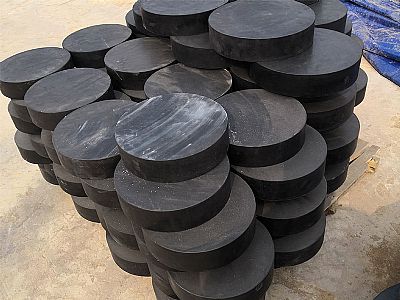 楚雄市板式橡胶支座由若干层橡胶片与薄钢板经加压硫化